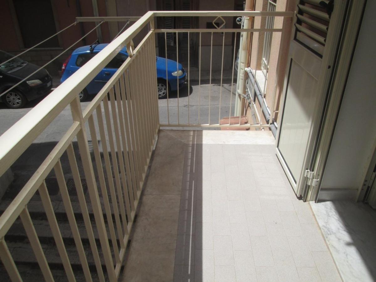 Casa Valentina A 100 M Dal Mare Apartment Santa Flavia Exterior photo